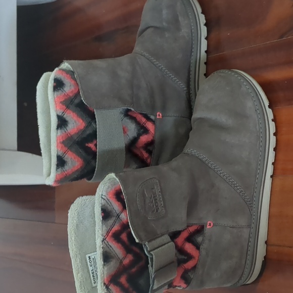 Sorel winter Boots - Picture 5 of 7